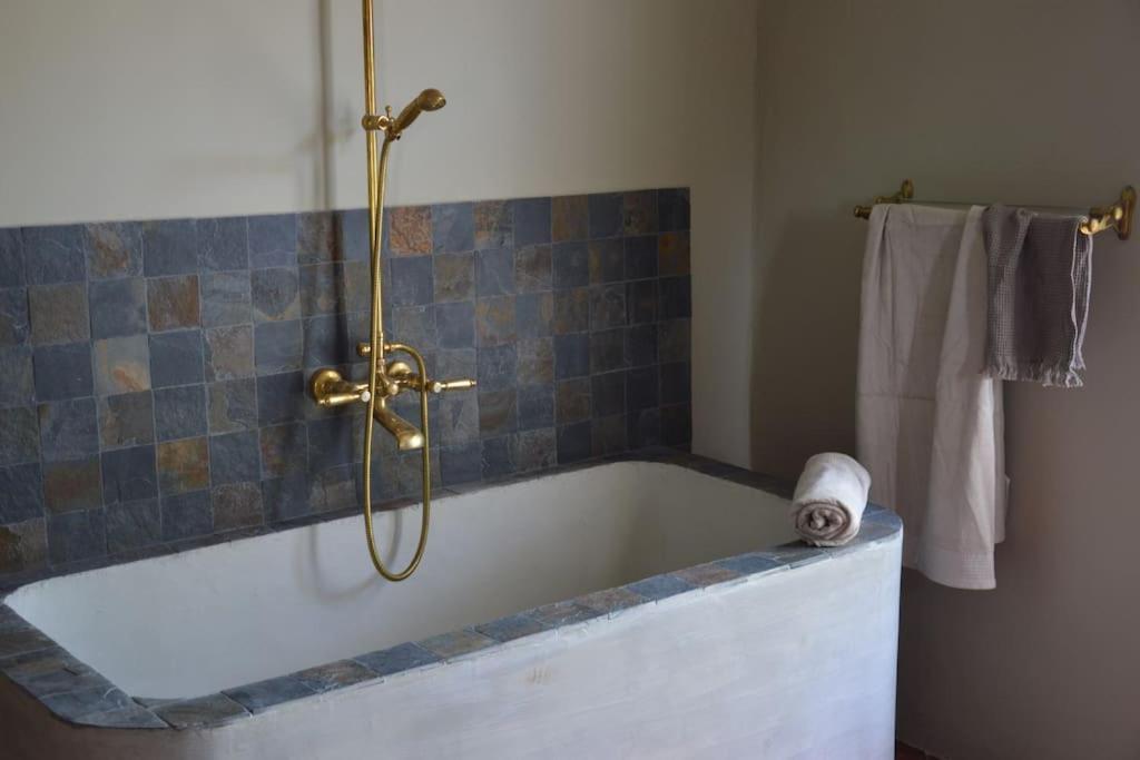 Apartamento La Loge Familiale: 110m2, Place Rose Goudard, Ac *