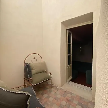 La Loge Familiale: 110M2, Place Rose Goudard, Ac L'Isle-sur-la-Sorgue Exterior photo
