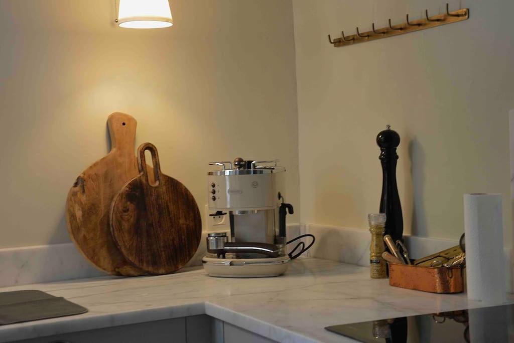 La Loge Familiale: 110m2, Place Rose Goudard, Ac * L'Isle-sur-la-Sorgue