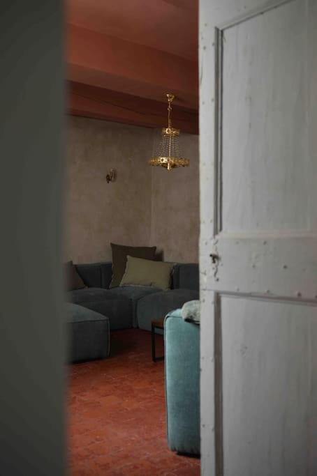 La Loge Familiale: 110m2, Place Rose Goudard, Ac Apartment *