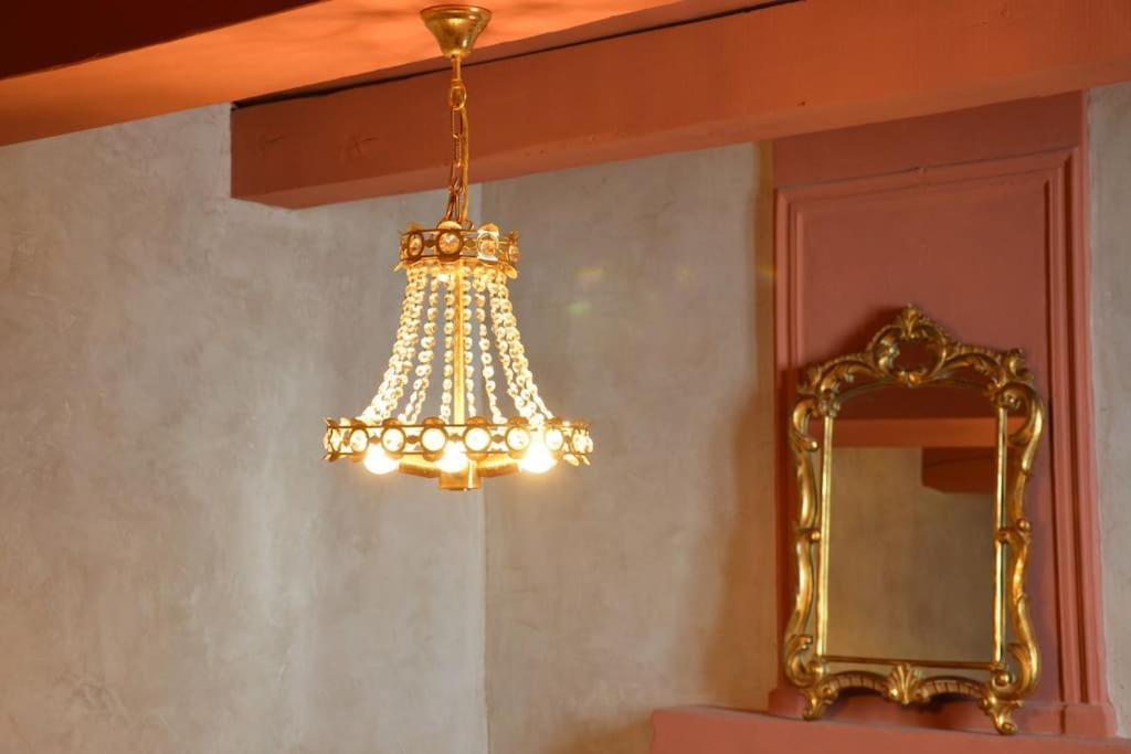 La Loge Familiale: 110m2, Place Rose Goudard, Ac Apartment