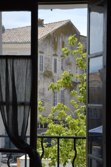 Apartment La Loge Familiale: 110m2, Place Rose Goudard, Ac